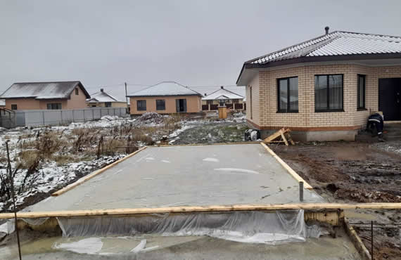 Начали строить гараж в Нагаево (Уфа).